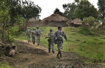 Myanmarlı askerler /arşiv