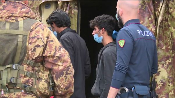 Covid-19 não afasta migrantes da Rota dos Balcãs Covid-19 não afasta migrantes da Rota dos Balcãs