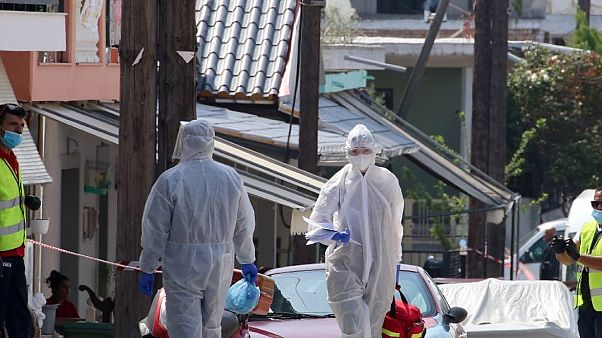 Ένταση στον Οικισμό Ρομά στη Νέα Σμύρνη Λάρισας όπου βρέθηκαν 35 κρούσματα Ένταση στον Οικισμό Ρομά στη Νέα Σμύρνη Λάρισας όπου βρέθηκαν 35 κρούσματα