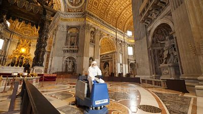 В Ватикане дезинфицируют Собор Святого Петра