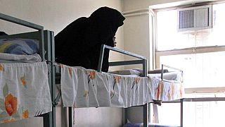 امرأة في سجن إيفين في طهران - 2006/06/13