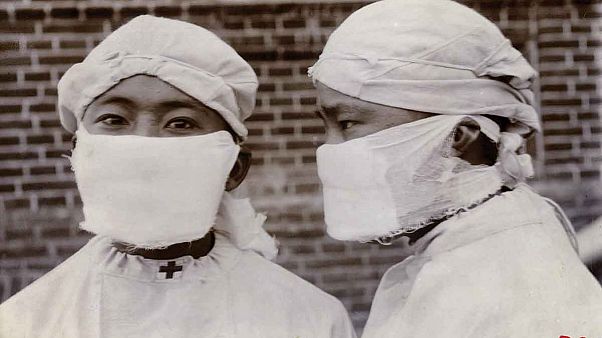 Mançurya'da salgına karşı kullanılan maskeler, 1910-1911 Mançurya'da salgına karşı kullanılan maskeler, 1910-1911