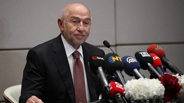 'Pozitif çıkanları ayırır yolumuza devam ederiz' diyen TFF Başkanı Nihat Özdemir'e tepki 'Pozitif çıkanları ayırır yolumuza devam ederiz' diyen TFF Başkanı Nihat Özdemir'e tepki