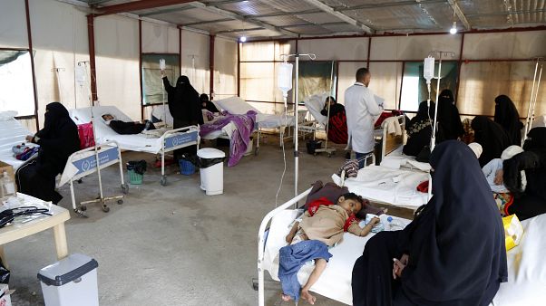 Yemen'de iç savaş nedeniyle insani kriz büyüyor Yemen'de iç savaş nedeniyle insani kriz büyüyor
