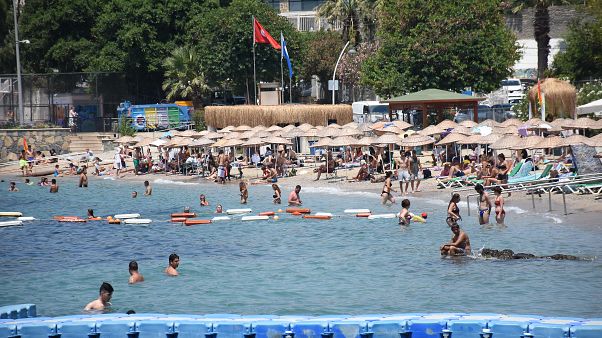 Türkiye'de 28 Mayıs'tan sonra iç turizm, haziran ortalarından sonra dış turizm başlayacak Türkiye'de 28 Mayıs'tan sonra iç turizm, haziran ortalarından sonra dış turizm başlayacak
