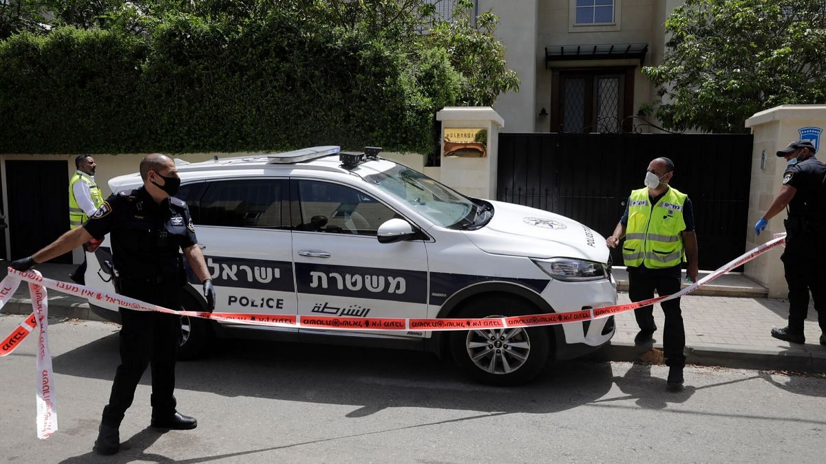 تل آویو: سفیر چین در اسرائیل روز یکشنبه «مرده» در خانه‌اش پیدا شد