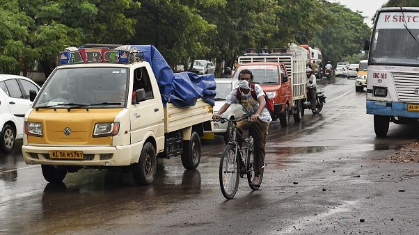 Índia prolonga confinamento até 31 de maio Índia prolonga confinamento até 31 de maio