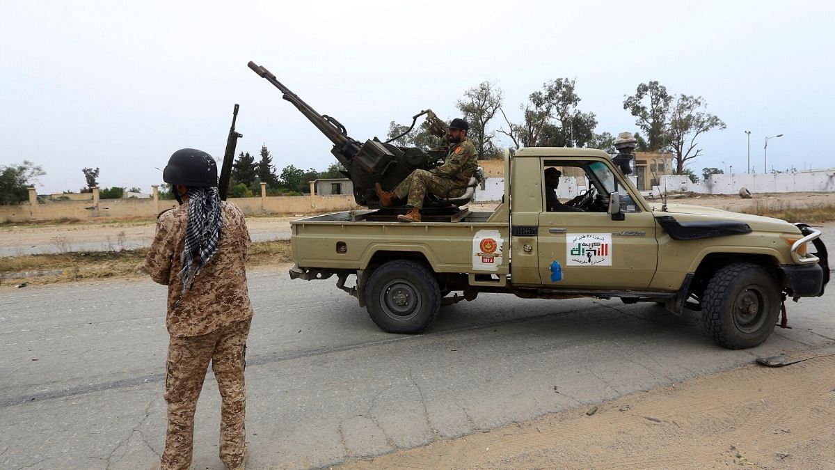 نیروهای دولت لیبی پایگاه هوایی استراتژیک «الوطیه» را از خلیفه حفتر پس گرفتند