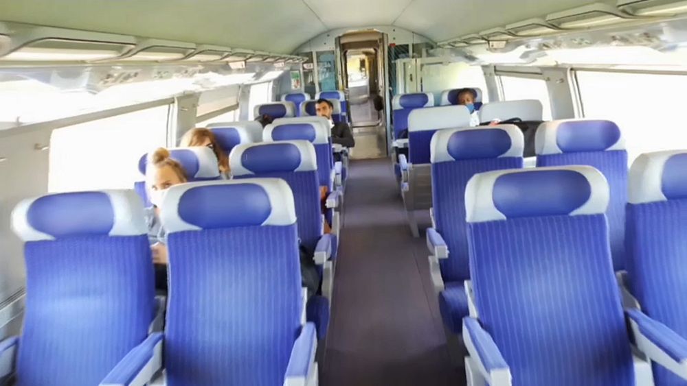 Trains et avions déserts : voyage France - Espagne au temps du Covid-19