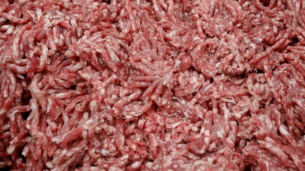 Новые очаги заражения на мясокомбинатах в ФРГ Новые очаги заражения на мясокомбинатах в ФРГ
