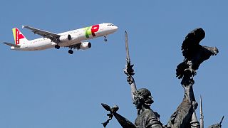 Companhia transportadora aérea portuguesa necessita de financiamento urgente