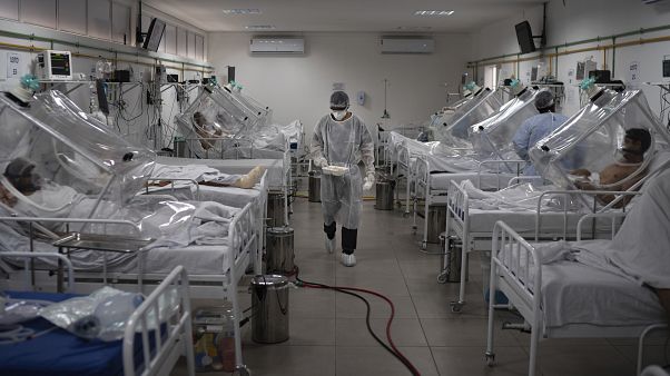 COVID-19 patients are treated in Manaus COVID-19 patients are treated in Manaus