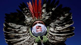 Líder indígena Kretan Kaingang durante um protesto pela destituição do presidente do Brasil