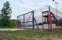 Sığınmacılar için Sırbistan sınırına inşa edilen kamplar