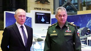 الرئيس الروسي فلاديمير بوتين ووزير الدفاع الروسي سيرغي شويغو، موسكو، 24 ديسمبر 2019.