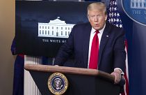 El presidente Donald Trump habla con los periodistas sobre el coronavirus en la Sala de Prensa de la Casa Blanca, el viernes 22 de mayo de 2020, en Washington.