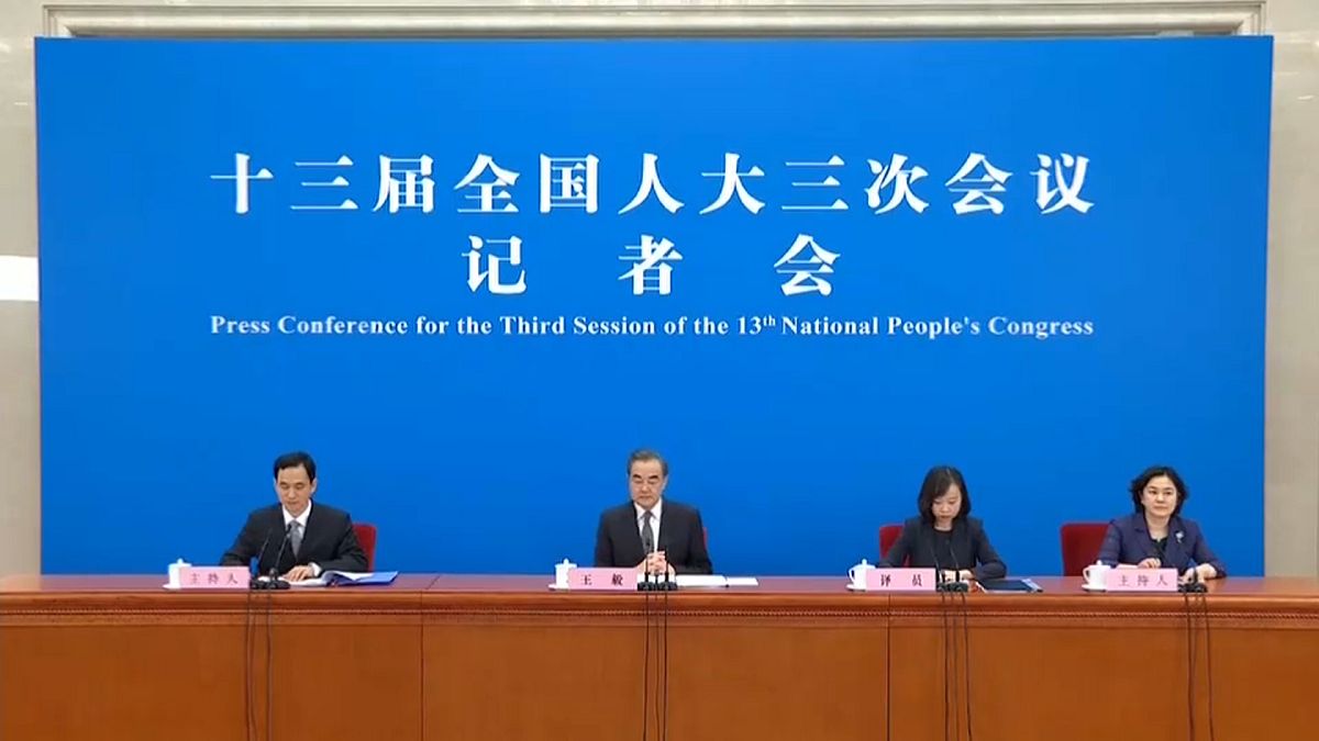 El ministro de Exteriores chino Wang Yi negó cualquier indemnización