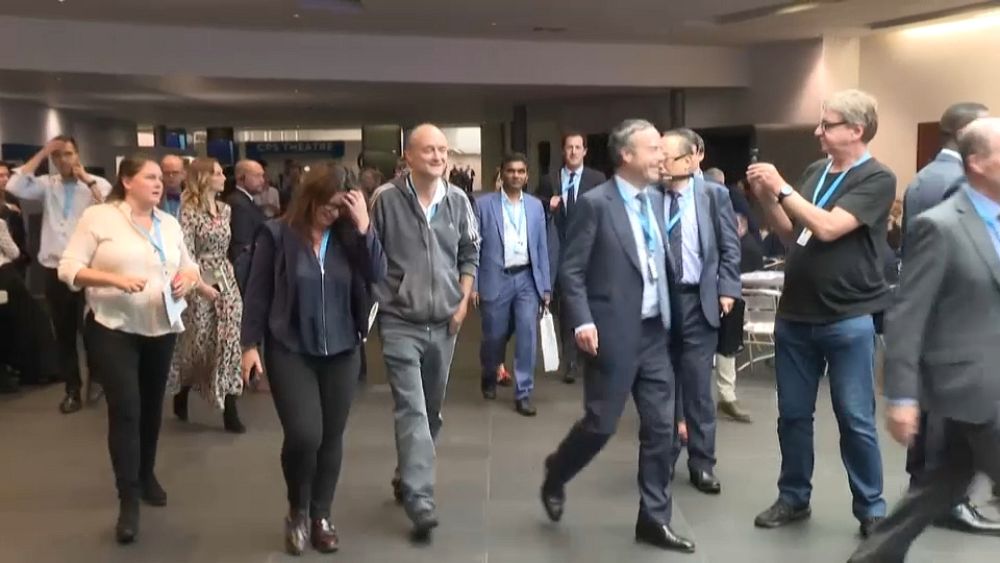Au Royaume-Uni, les appels à la démission du conseiller Cummings se font de plus en plus pressants