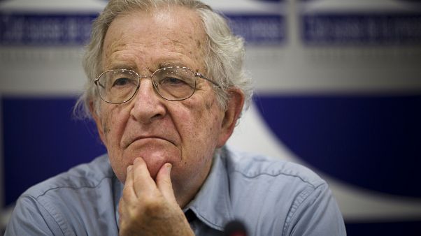 Amerikalı filozof Noam Chomsky Amerikalı filozof Noam Chomsky