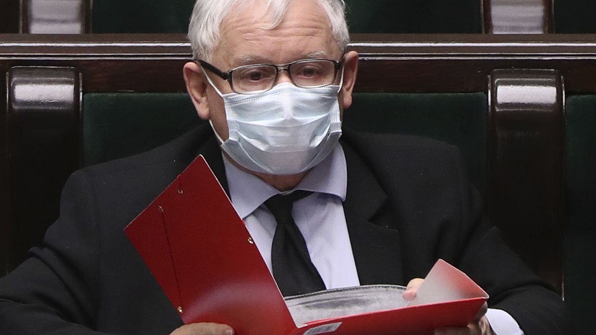 Poland's main ruling party leader, Jaroslaw Kaczynski, wears an anti-coronavirus mask in parliament.