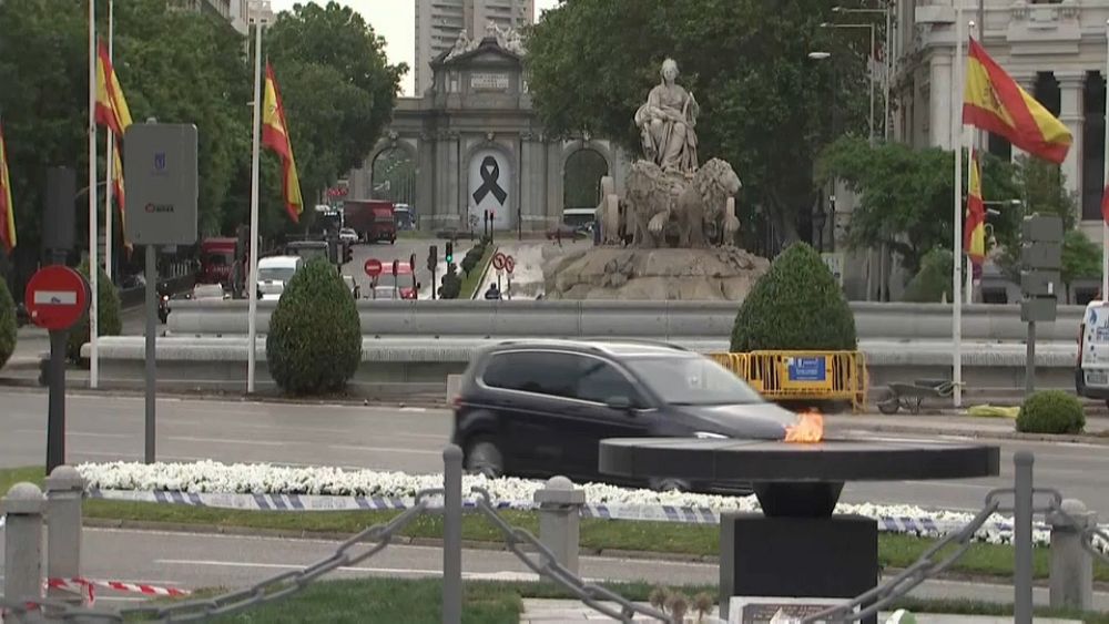 10 jours de deuil national en Espagne, et l'appel des soignants à ne pas les oublier
