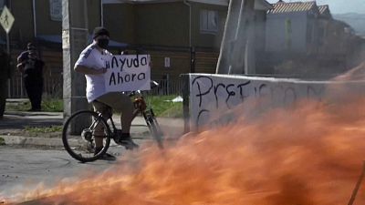 Protestas en Santiago de Chile para pedir ayuda del Gobierno
