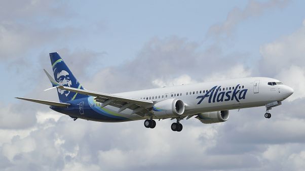 Самолет Boeing 737 MAX 9 Самолет Boeing 737 MAX 9