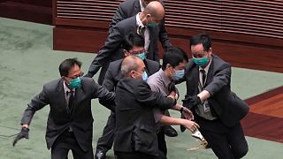 اعتراض و اختلال در مجلس محلی هنگ کنگ