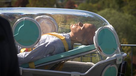 Podastic! The ICU device safely transporting COVID-19 patients