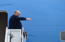 Trump felszállás előtt az Air Force One-on
