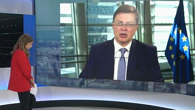 Dombrovskis: recesión hasta diciembre, recuperación en 2021