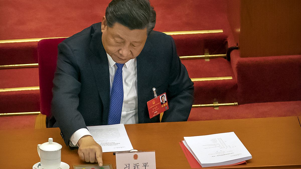 الرئيس الصيني تشي جين بينغ في بكين