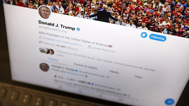 حساب الرئيس الأمريكي دونالد ترامب على تويتر حساب الرئيس الأمريكي دونالد ترامب على تويتر