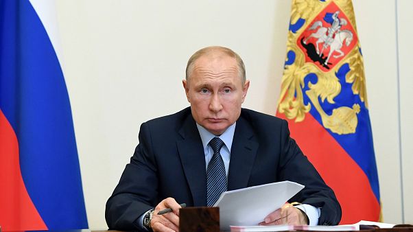 Rusya Devlet Başkanı Vladimir Putin, Suriye’de Rus ordusuna ilave gayrimenkul ve deniz alanı sağlanması için talimat verdi. Rusya Devlet Başkanı Vladimir Putin, Suriye’de Rus ordusuna ilave gayrimenkul ve deniz alanı sağlanması için talimat verdi.