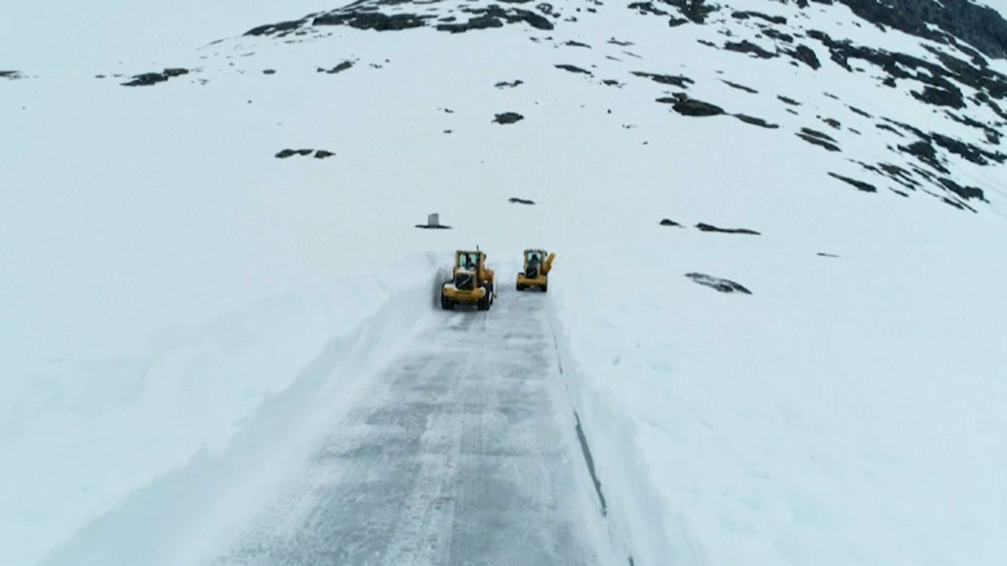 Noruega El Fiordo De Geiranger Experimenta Inusuales Nevadas En Las Ultimas Semanas De Mayo Euronews