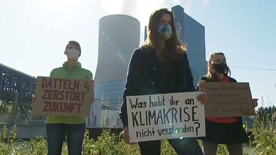 Klímaaktivisták tüntettek egy új német szénerőmű indítása ellen