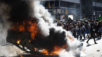 Трамп обещает "остановить насилие толпы"