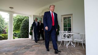 Trump Beyaz Saray'da gizli sığınağa götürüldü
