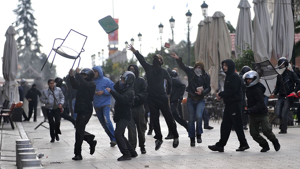 صورة أرشيفية لاحتجاجات في اليونان عام 2008
