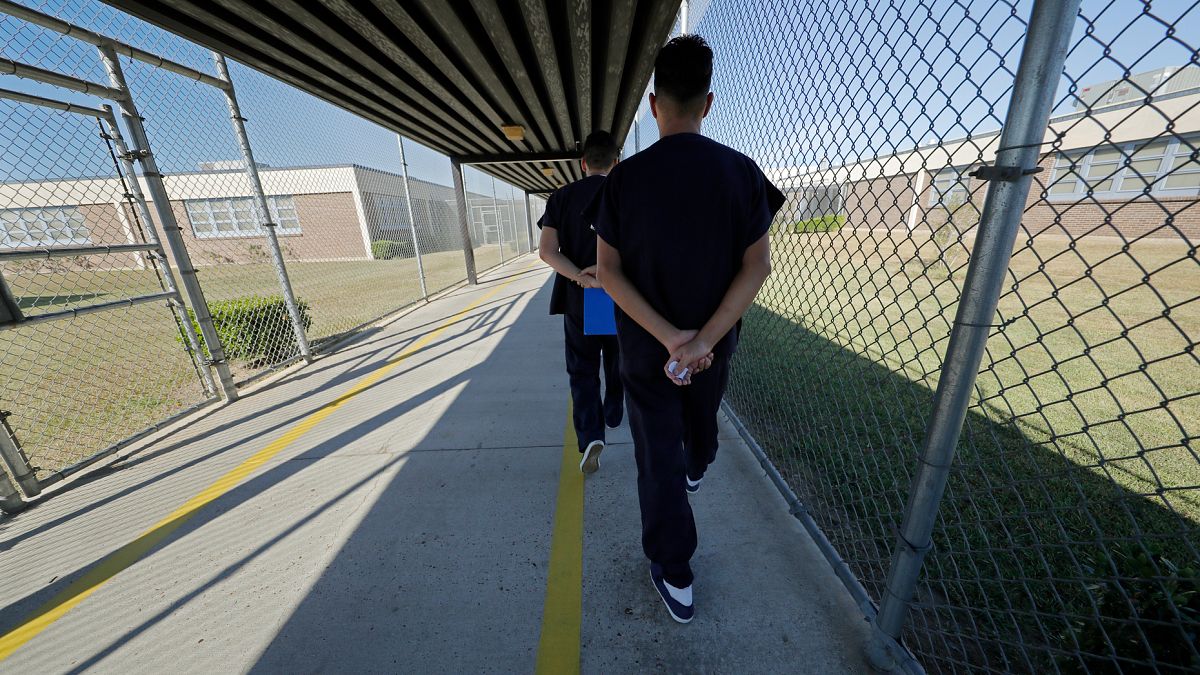 بازداشتگاه ایالت لوئیزانای آمریکا برای نگهداری مهاجران غیرقانونی