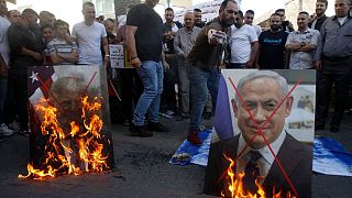 تظاهرات فلسطینیان در کرانه باختری بر ضد طرح صلح آمریکا 