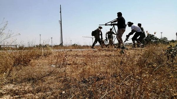 Libya'da ordusu Hafter'in kontrolündeki Trablus Havaalanı’nda kontrolü sağladı Libya'da ordusu Hafter'in kontrolündeki Trablus Havaalanı’nda kontrolü sağladı