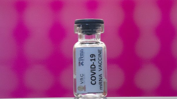 Работа над вакциной против COVID-19 сопровождается скандалами Работа над вакциной против COVID-19 сопровождается скандалами