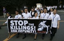 Filipinlerde halk, hükümetin 'uyuşturucu ile savaş'ta yargısız infaz yapmasına karşı çıkıyor