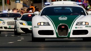 سيارات تابعة لشرطة دبي