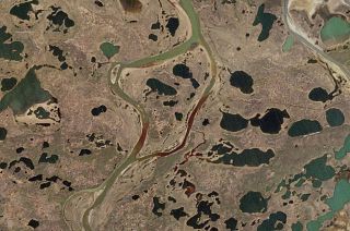 Derrame de combustível na Sibéria preocupa ambientalistas