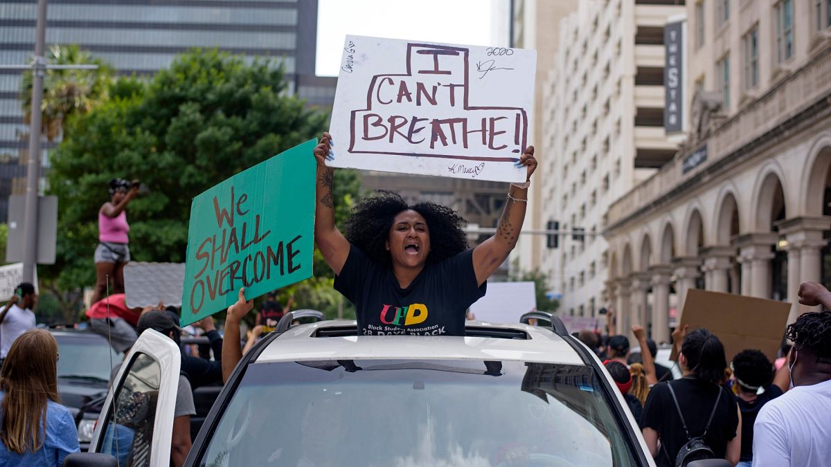 محتجون في الولايات المتحدة ضد عنف الشرطة