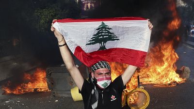 Un manifestante durante la protesta anti governativa a Beirut