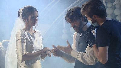  Maszk és kézfertőtlenítő - újból lehet filmet forgatni Spanyolországban