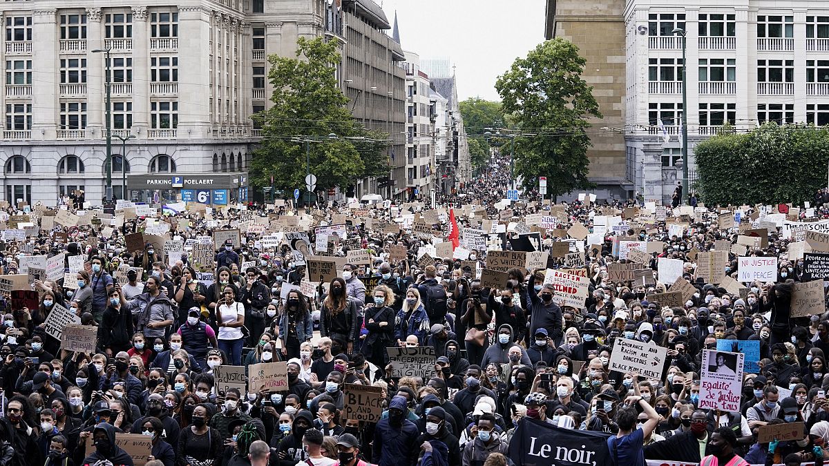 متظاهرون في العاصمة البلجيكية بروكسل 